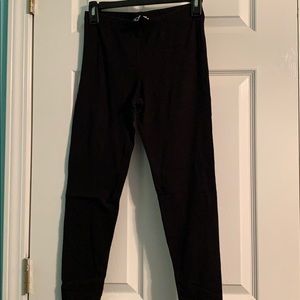 Forever 21 black leggings